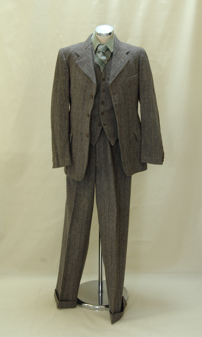 Men's three-piece suit
ref. 124.M.94